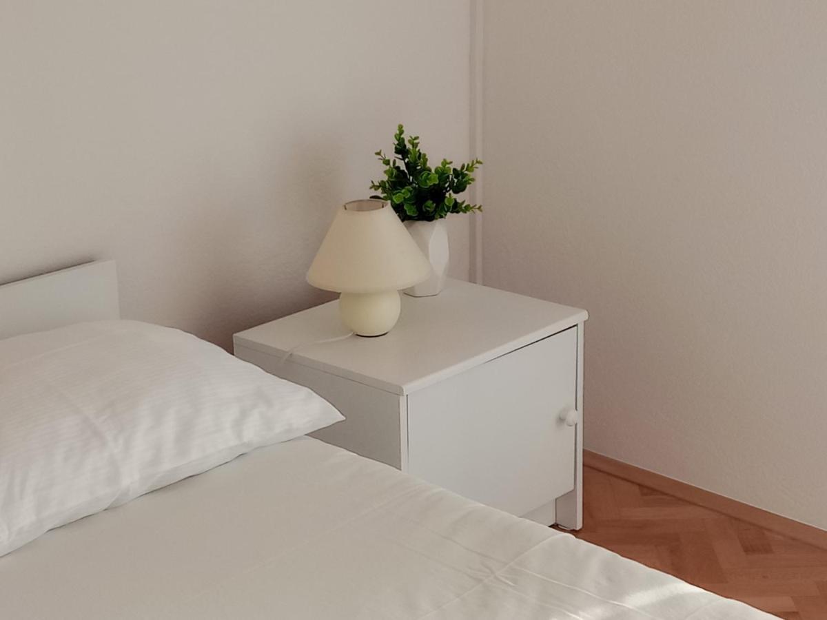 Room For Two Baska Voda Luaran gambar